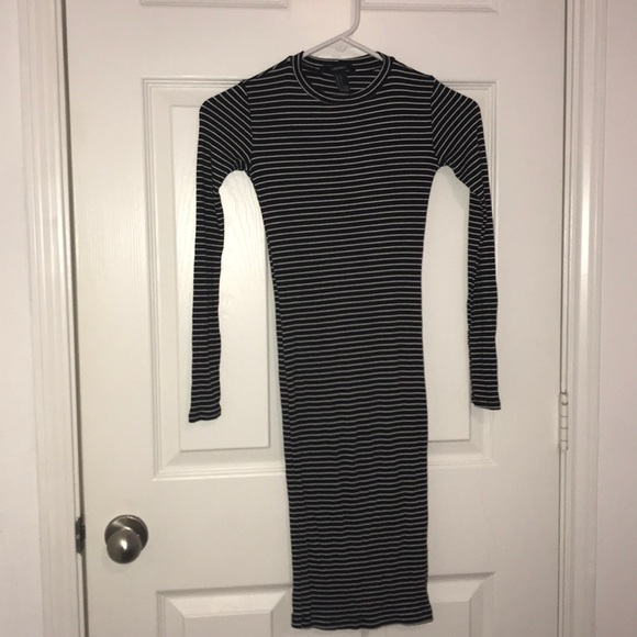 Forever 21 Dresses & Skirts - Women’s Long sleeved tight dress Forever 21 Dresses & Skirts - Women’s Long sleeved tight dress
